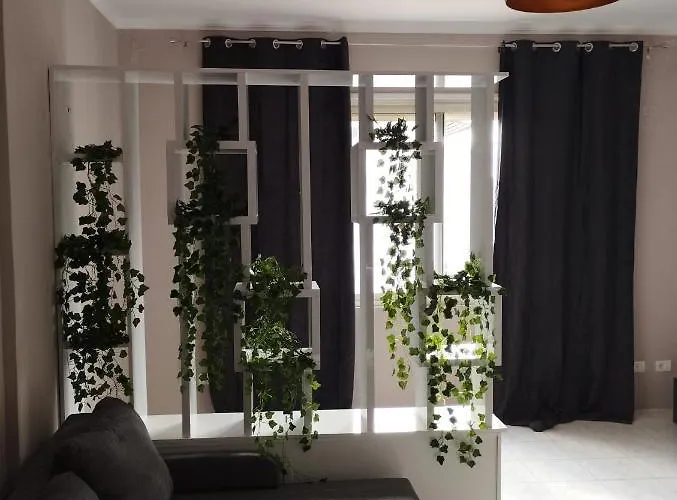 1+1 Family Flat With Balcony * Dıraç